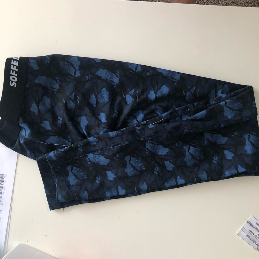 Blue and Black Pattern Legging